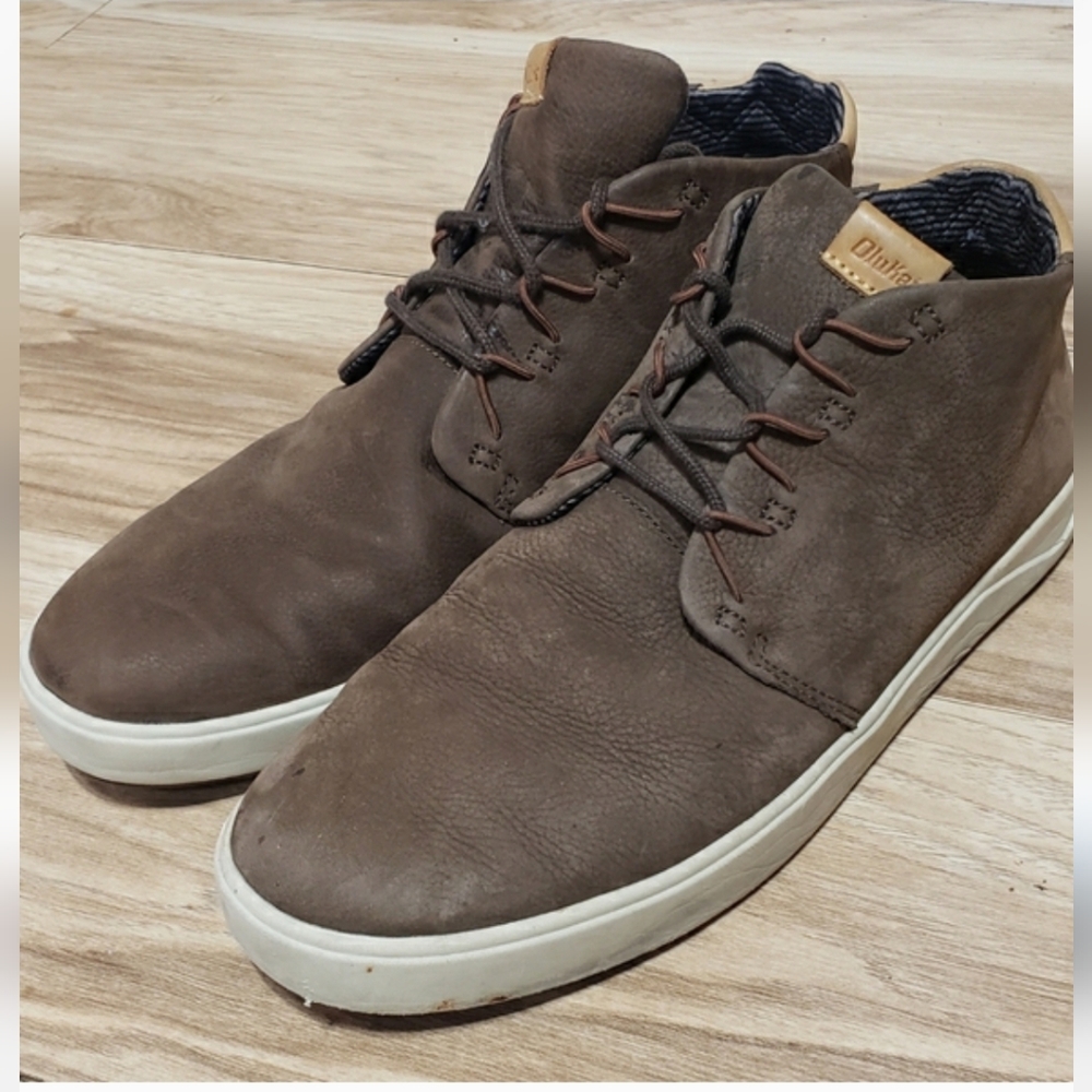 OluKai Brown Leather Chukka Boots with White Soles